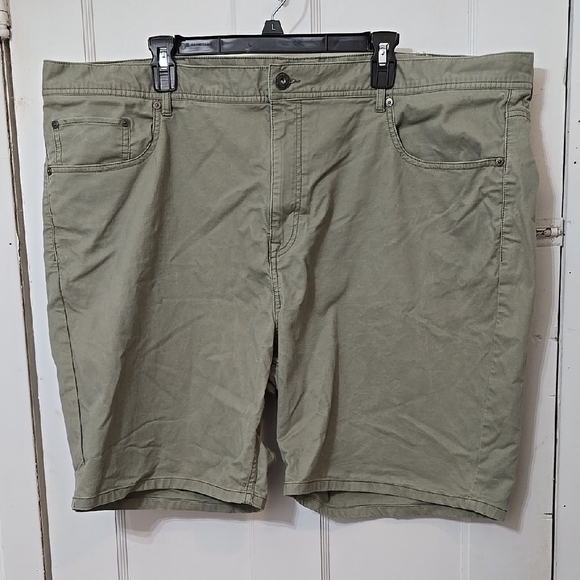 RED ALE MENS KHAKI GREEN SHORTS SIZE 44 WAIST - Picture 1 of 8